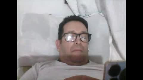 Snapshot of buchs32 chatting on 10/02/25, 06:09 buchs32 online show from 10/02/25, 06:09