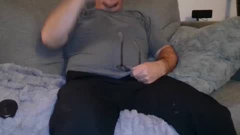 Buck online show from 04/04/26, 06:44