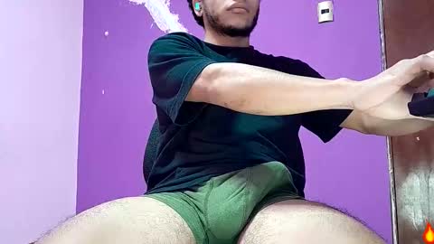 Snapshot of buckbigdick chatting on 09/15/25, 12:38 buckbigdick online show from 09/15/25, 12:38