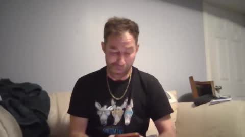 Snapshot of bucketscratch chatting on 02/28/26, 04:57 bucketscratch online show from 02/28/26, 04:57