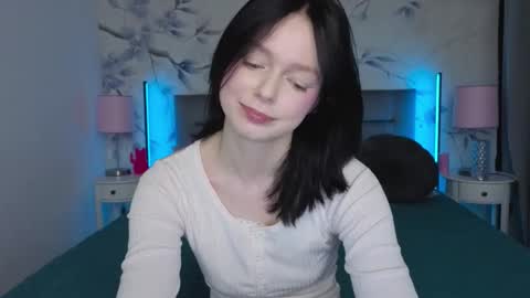 Leona online show from 02/01/26, 09:57