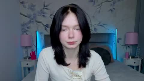 Leona online show from 02/27/26, 10:43