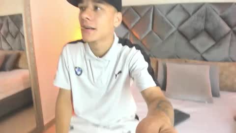 Snapshot of buda_and_cataleya_ chatting on 02/27/26, 12:49 Buda y Cataleya online show from 02/27/26, 12:49