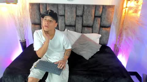 buda cataleya online show from 04/08/26, 11:32