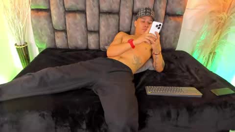Snapshot of buda_cataleya chatting on 05/19/26, 11:05 buda cataleya online show from 05/19/26, 11:05