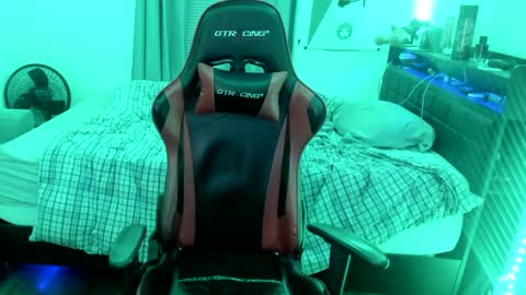 buffsexyman24 online show from 02/26/25, 02:37