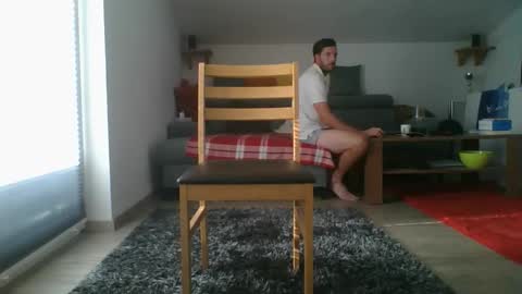 bukanies4 online show from 11/10/25, 12:37