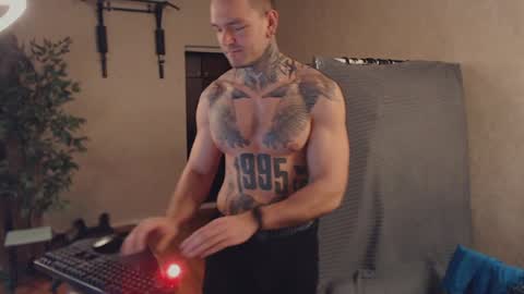 Dmitriy  online show from 01/18/25, 08:52