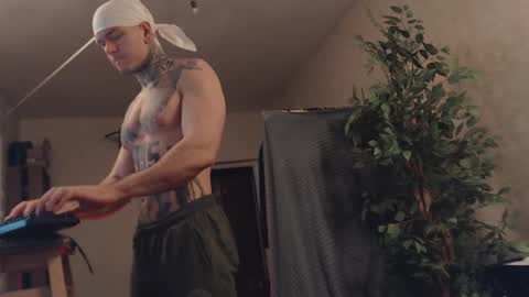 Dmitriy  online show from 02/11/25, 06:44