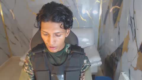 bull_cam online show from 10/13/25, 06:41