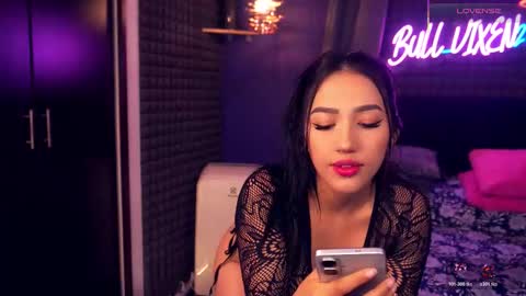 Bunny and The Rock online show from 11/16/25, 09:48