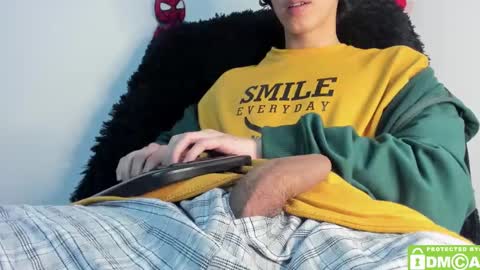 Snapshot of bumblubee chatting on 01/09/25, 11:24 Tonny online show from 01/09/25, 11:24