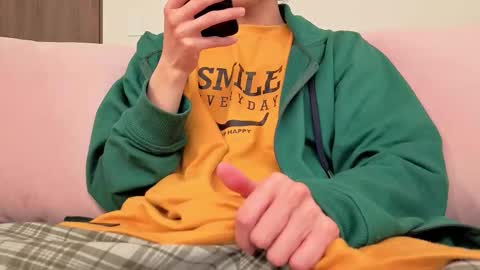 Snapshot of bumblubee chatting on 09/22/25, 09:06 Tonny online show from 09/22/25, 09:06