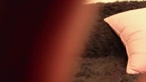 Snapshot of bumblubee chatting on 10/21/25, 07:03 Tonny online show from 10/21/25, 07:03