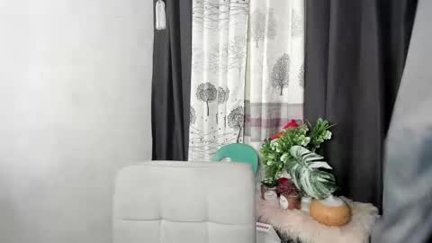 zy online show from 12/22/25, 04:04