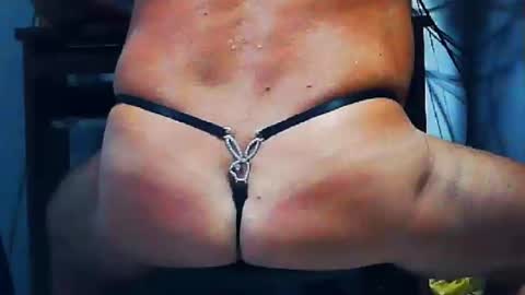 Snapshot of bundalisagulosa chatting on 11/25/25, 09:31 bundalisagulosa online show from 11/25/25, 09:31