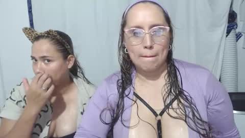 bunniosito online show from 11/07/25, 01:38