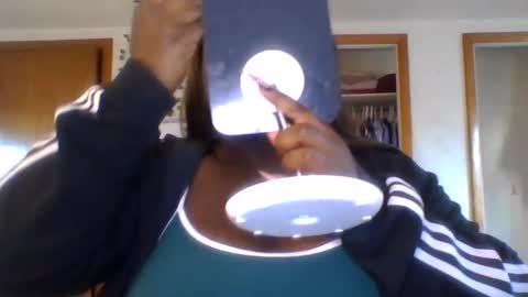 Snapshot of bunny8354367 chatting on 09/21/25, 10:11 Bunny online show from 09/21/25, 10:11