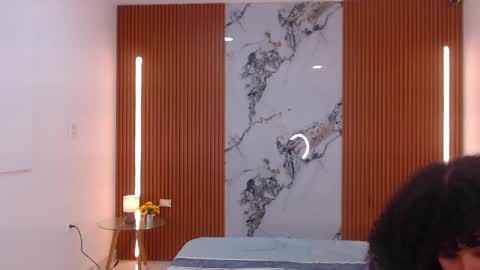 Rossi Hill online show from 03/18/26, 12:19