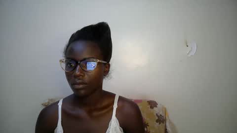 bunny_bliss1 online show from 04/03/26, 08:40