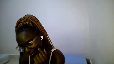 bunny_bliss1 online show from 05/16/26, 10:41
