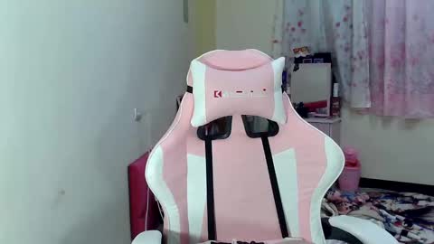 bunny_flower18 online show from 02/23/25, 07:17