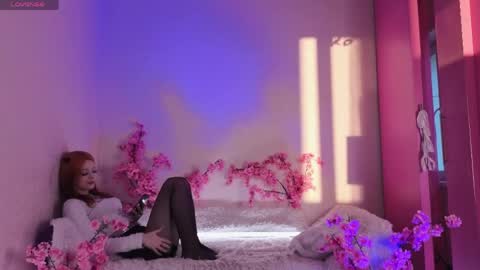 Kira online show from 04/06/26, 02:29