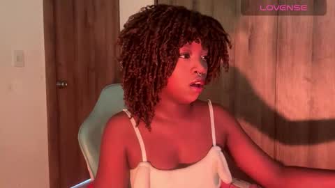 Isa online show from 10/16/25, 03:35