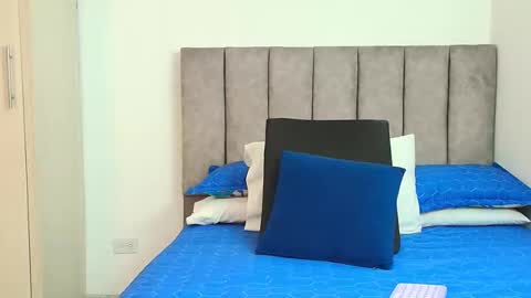 Carolina online show from 10/09/25, 04:10