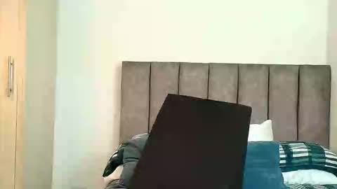 Carolina online show from 03/27/26, 04:29