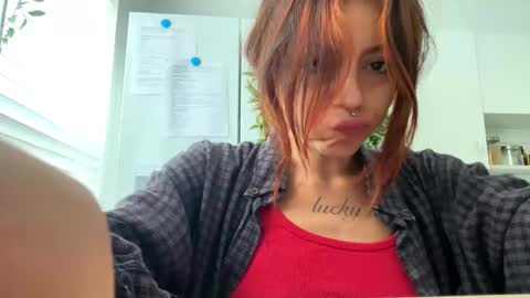 Snapshot of bunnyaliengirl_ chatting on 11/19/25, 09:26 Bunnyaliengirl online show from 11/19/25, 09:26