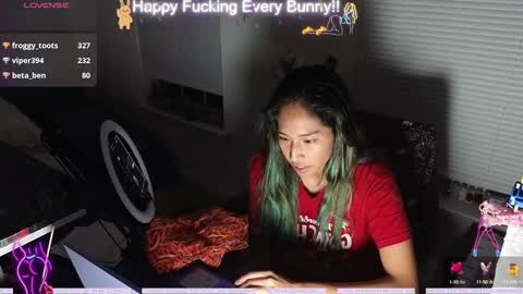 Tokki  bunny  online show from 12/01/24, 11:14