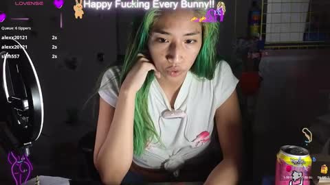 Tokki  bunny  online show from 01/31/25, 11:45