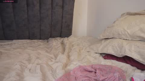 Snapshot of bunnycute_shy chatting on 07/21/26, 12:40 30 Off online show from 07/21/26, 12:40