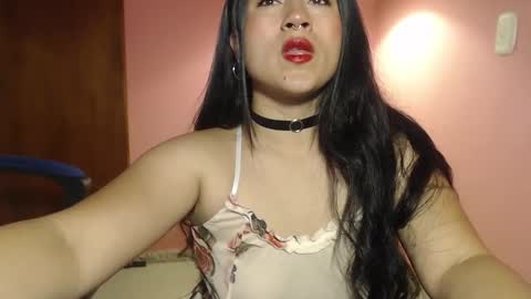 bunnyEmilyR0s33 online show from 01/11/25, 08:00