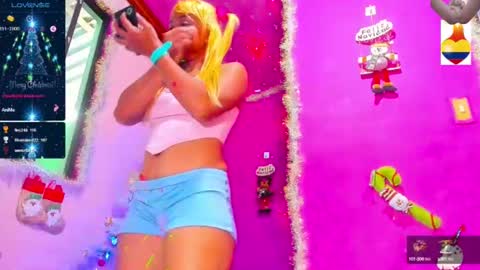 Snapshot of bunnygirl98 chatting on 12/29/24, 01:49 BARBYCHOCOLAT online show from 12/29/24, 01:49