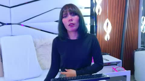 Bunny online show from 12/20/25, 07:32