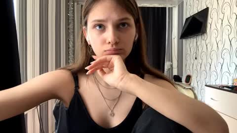 Bella online show from 05/12/26, 11:40