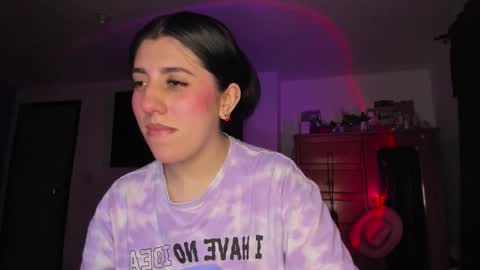 Jess online show from 10/17/25, 02:04