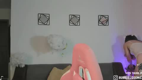 Im Val Welcome to my room My instagram Bubble cosmic online show from 03/04/26, 12:38