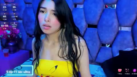 burbuja pink  online show from 03/19/26, 03:32