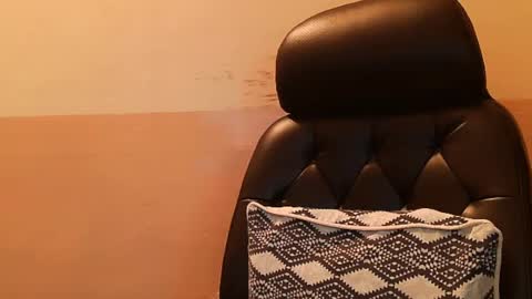 Hairy Arabian online show from 12/31/24, 07:42