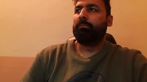 Hairy Arabian online show from 01/27/25, 03:37