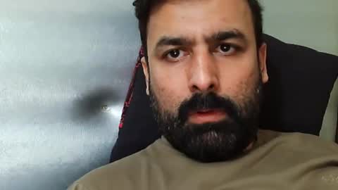 Hairy Arabian online show from 12/15/25, 03:33