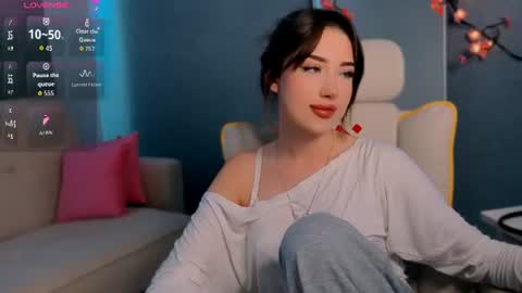 Snapshot of burnflower chatting on 07/13/26, 04:37 Amelia online show from 07/13/26, 04:37