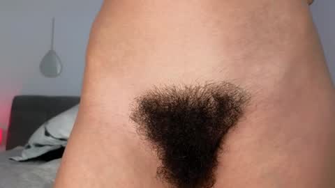 Larisa online show from 01/17/25, 11:51