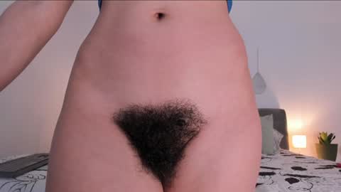 Larisa online show from 02/04/25, 07:00