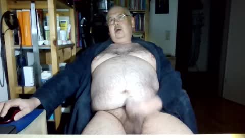 busi online show from 03/22/26, 04:49