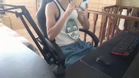 Snapshot of businessmboy04 chatting on 09/16/25, 03:13 businessmboy04 online show from 09/16/25, 03:13