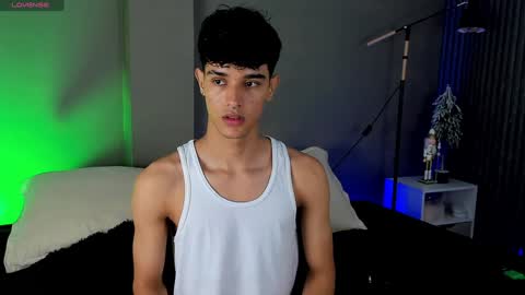 Snapshot of busterspinter chatting on 12/20/24, 12:05 Buster independent model online show from 12/20/24, 12:05